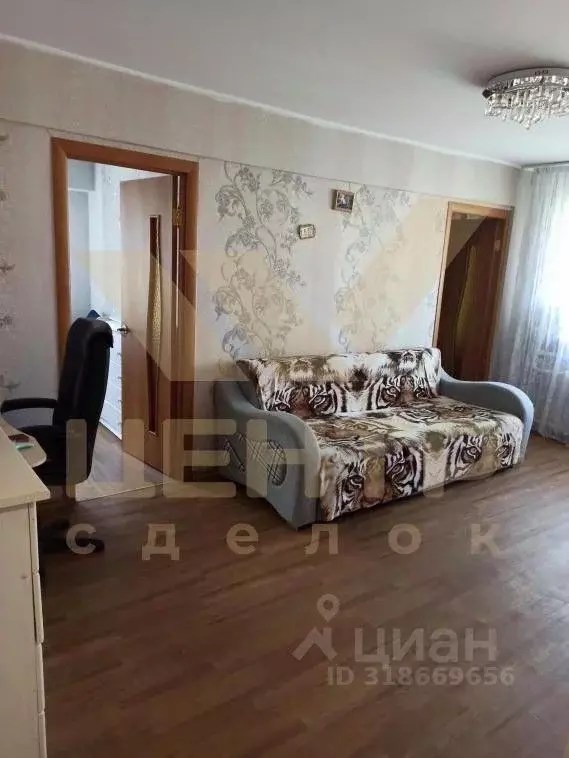 3-к кв. Алтайский край, Рубцовск Алтайская ул., 100 (50.0 м) - Фото 1