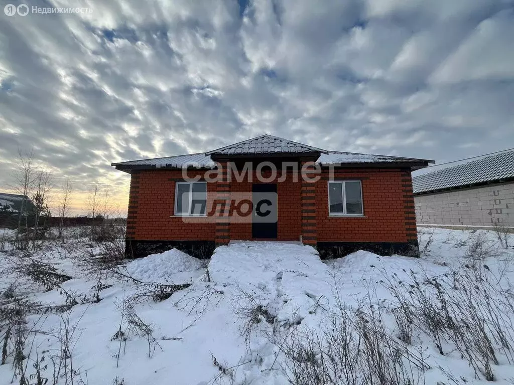 Дом в село Капитанщино, Городская улица, 6 (90 м) - Фото 2