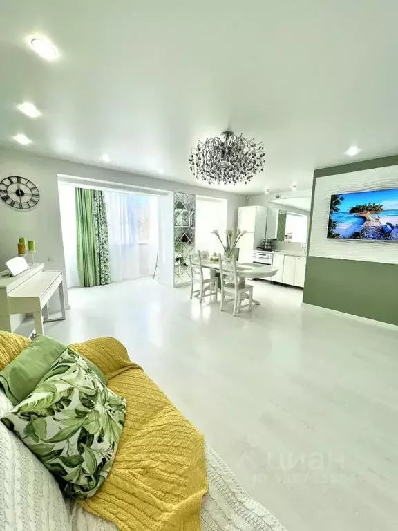 3-к кв. Кемеровская область, Юрга просп. Победы, 2 (61.6 м) - Фото 1