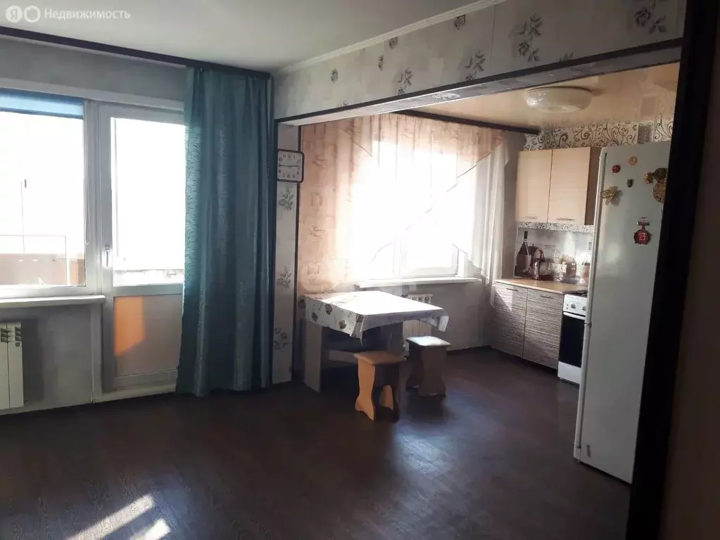 Квартира-студия: Ангарск, 15-й микрорайон, 6 (33 м) - Фото 0