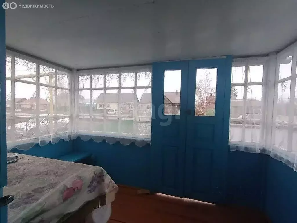 Дом в село Уткино, Школьная улица (92 м) - Фото 1