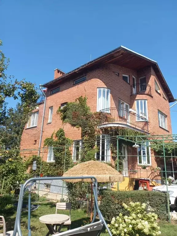 Дом 400 м на участке 6 сот. - Фото 1