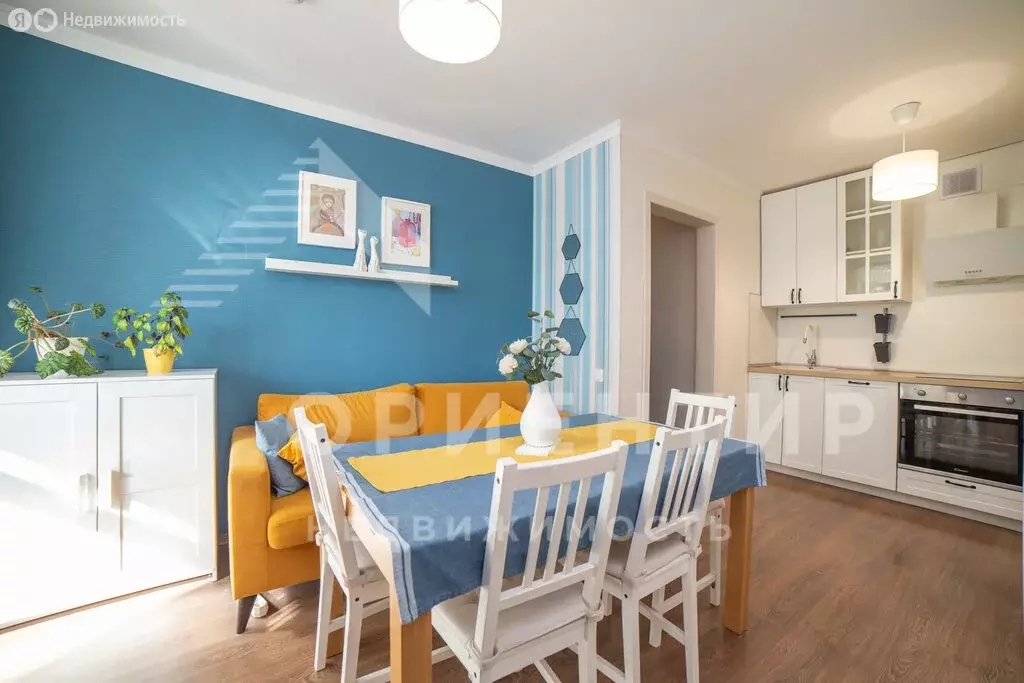 2-комнатная квартира: Екатеринбург, улица Краснолесья, 10/4 (50.5 м) - Фото 1