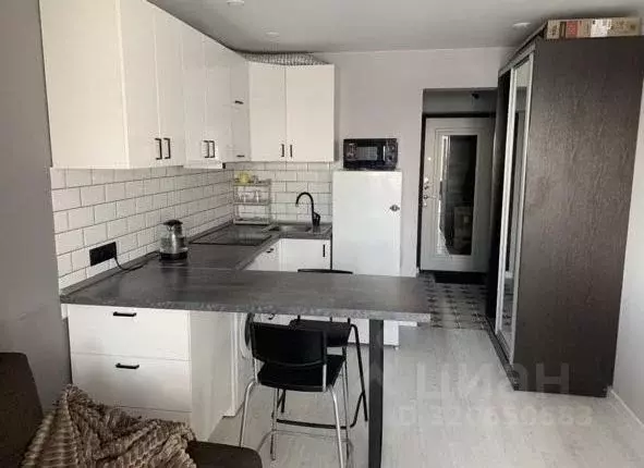 Студия Иркутская область, Иркутск ул. 4-я Железнодорожная, 57 (18.3 м) - Фото 1