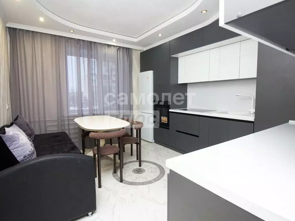 3-к кв. Ульяновская область, Ульяновск просп. Академика Филатова, 15 ... - Фото 1