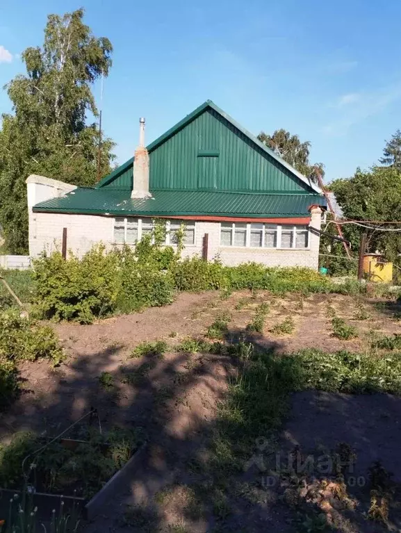 Дом в Саратовская область, с. Березина Речка ул. Школьная, 30 (70 м) - Фото 1