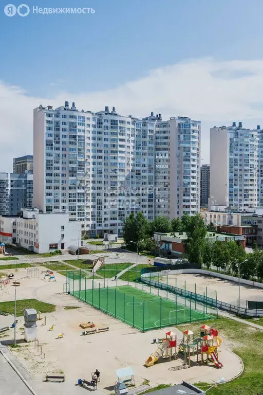 3-комнатная квартира: Екатеринбург, улица Чкалова, 241 (80.4 м) - Фото 0