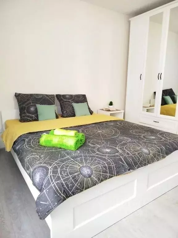 2-к кв. Псковская область, Псков ул. Труда, 60 (65.0 м) - Фото 1