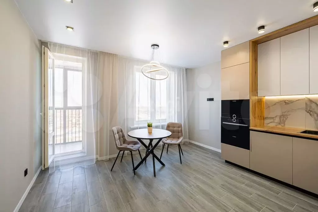 1-к. квартира, 40 м, 15/18 эт. - Фото 1