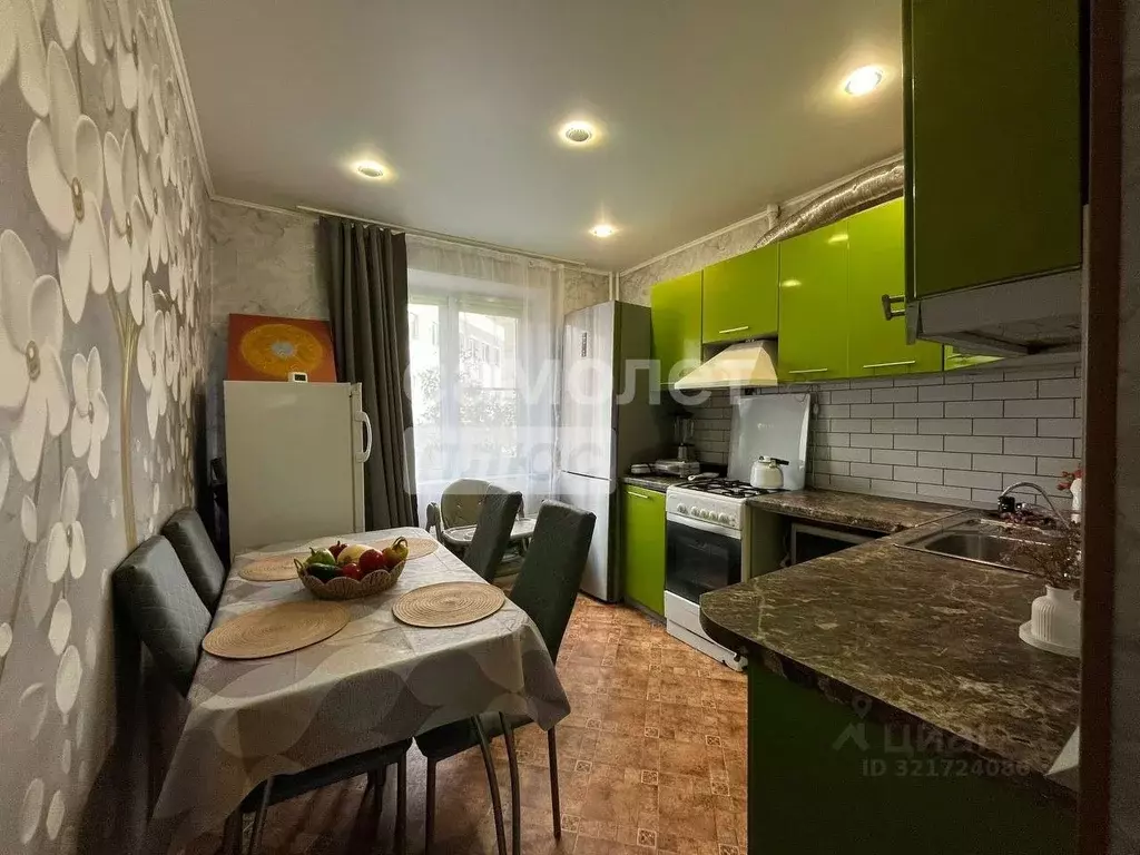 2-к кв. Челябинская область, Миасс Набережная ул., 33 (52.2 м) - Фото 1