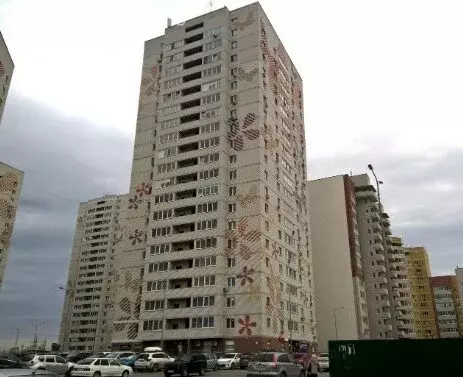 2-комнатная квартира: Тюмень, Таврическая улица, 9 (62.9 м) - Фото 1