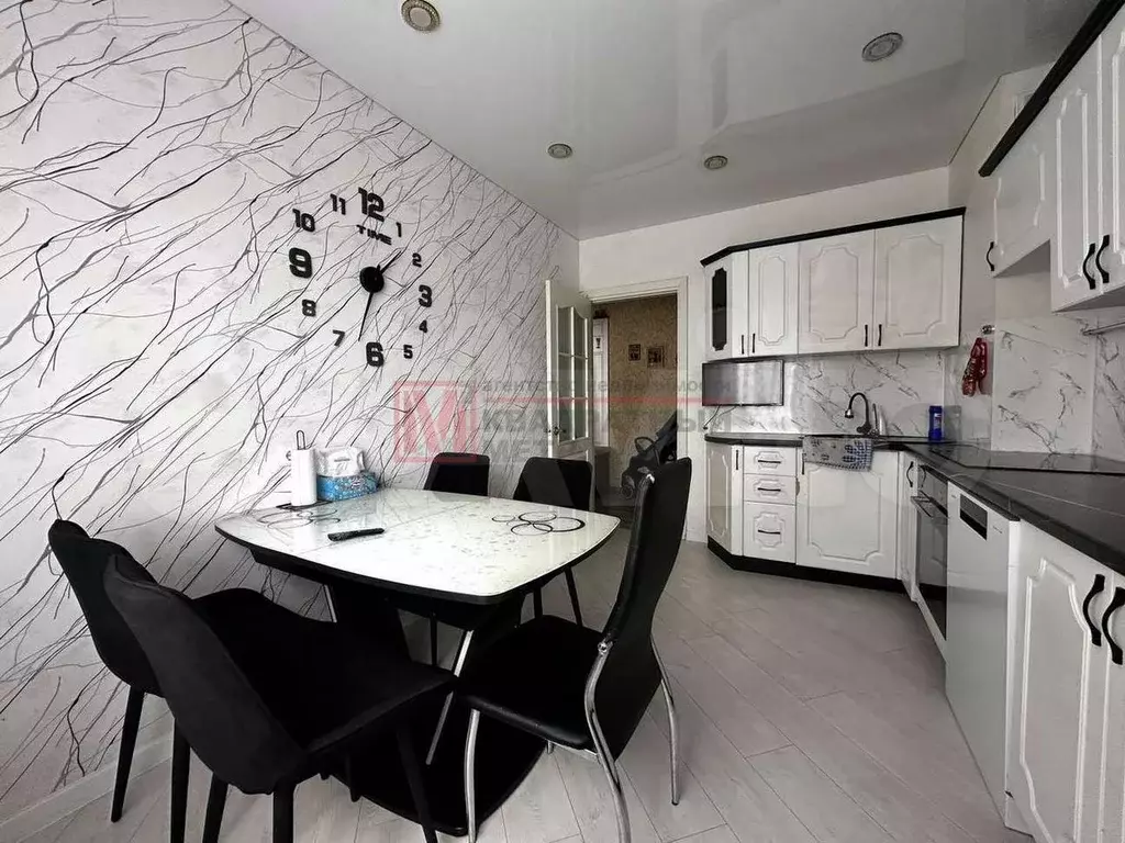 3-к. квартира, 65 м, 4/9 эт. - Фото 1