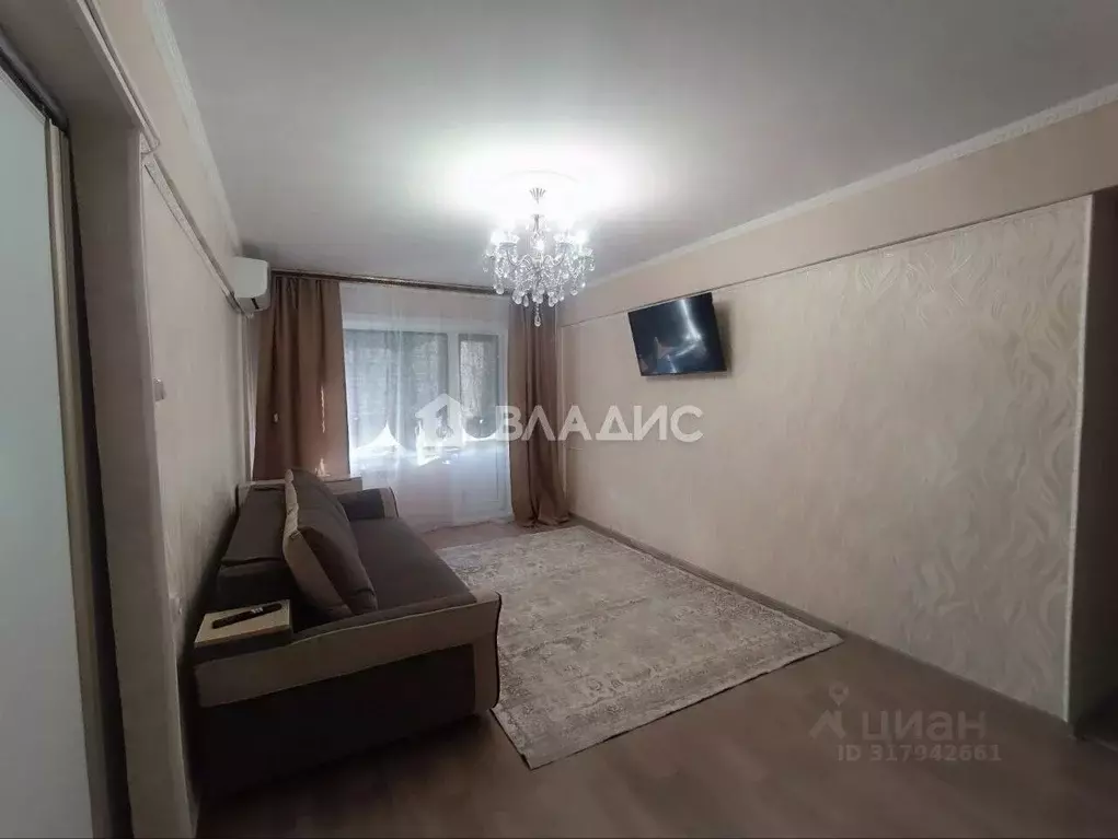 2-к кв. Бурятия, Улан-Удэ ул. Сенчихина, 20 (42.0 м) - Фото 0