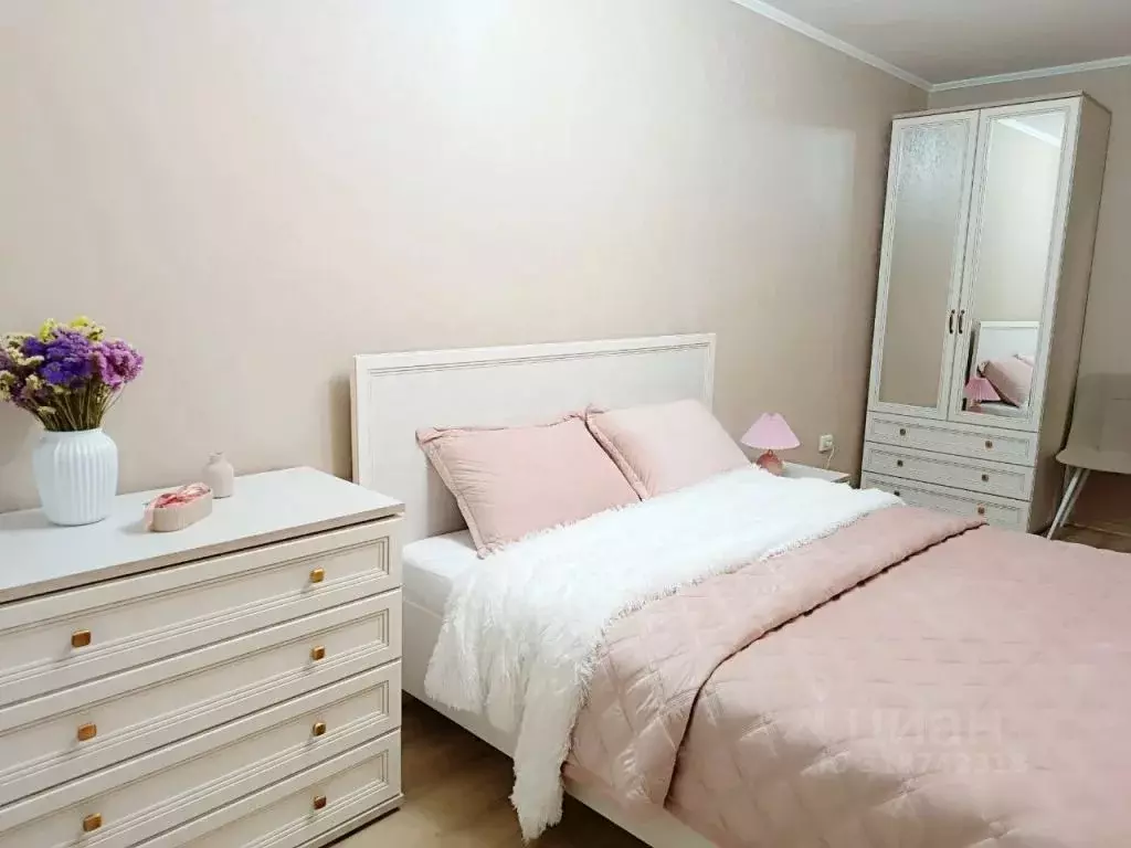 2-к кв. Крым, Ялта ул. Кривошты, 9 (50.0 м) - Фото 0