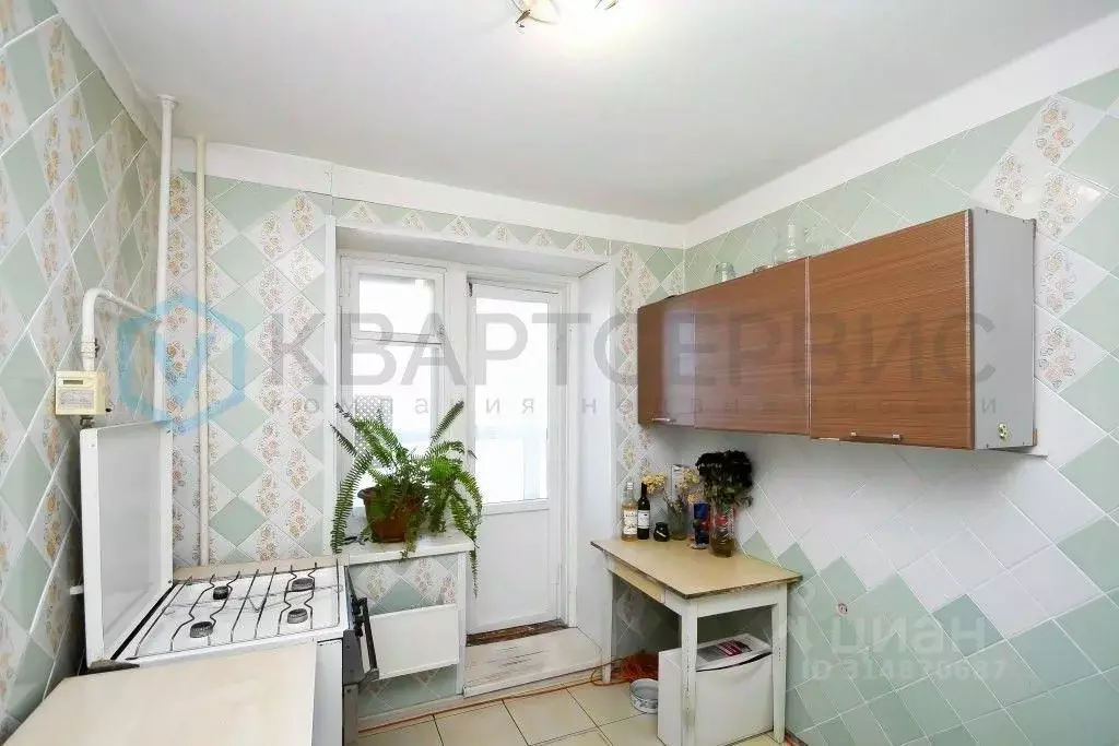 4-к кв. Омская область, Омск ул. Берко Цемента, 6А (70.0 м) - Фото 1