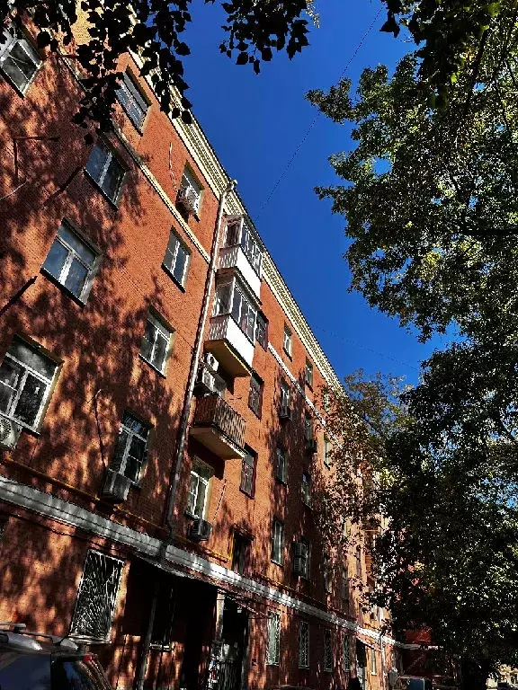 Продается 3-комнатная квартира - Фото 1