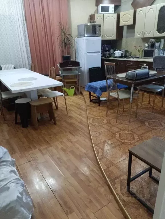 3-к кв. Вологодская область, Череповец ул. Тимохина, 12Б (210.0 м) - Фото 1