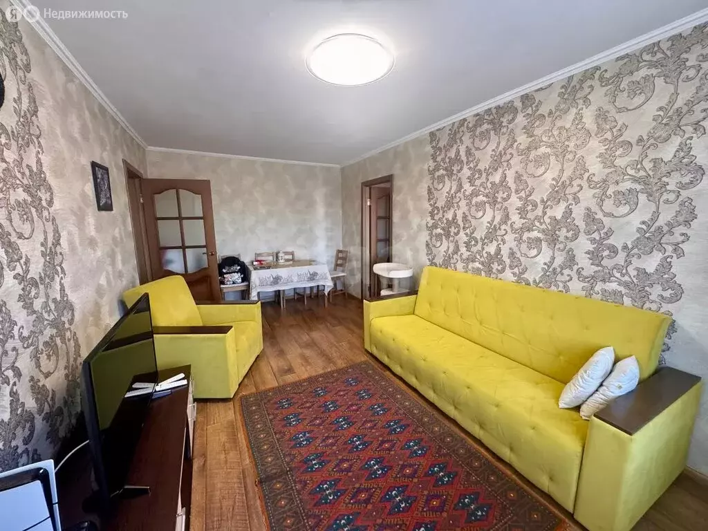 3-комнатная квартира: Ачинск, 5-й микрорайон, 34 (57.7 м) - Фото 2