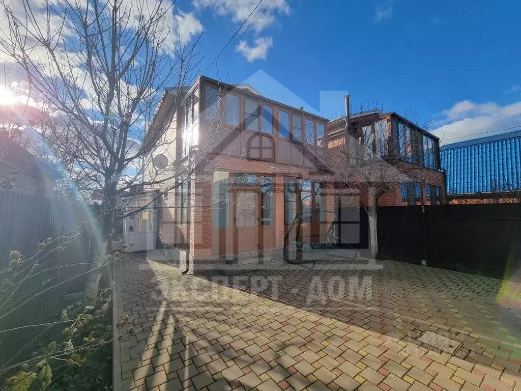 Дом в Ростовская область, Таганрог аллея 21-я (128 м) - Фото 1