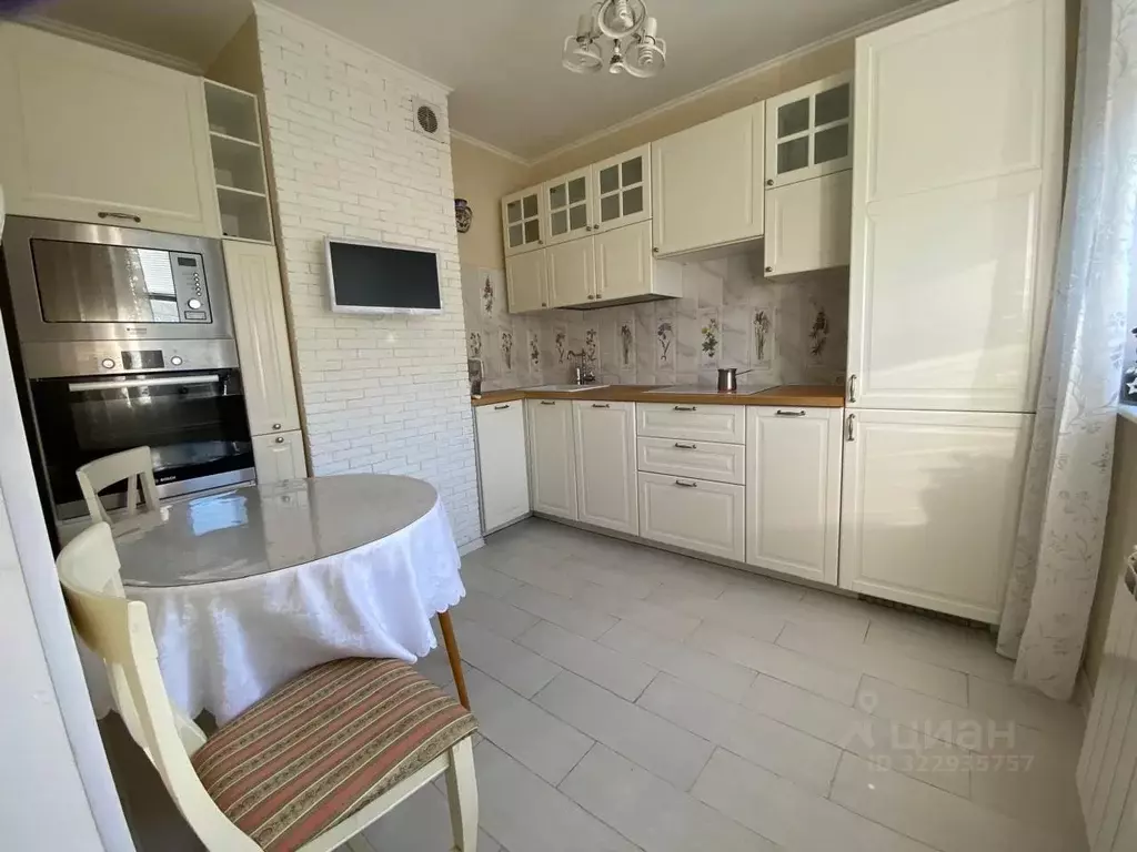 2-к кв. Москва ул. Василисы Кожиной, 14К7 (50.9 м) - Фото 2