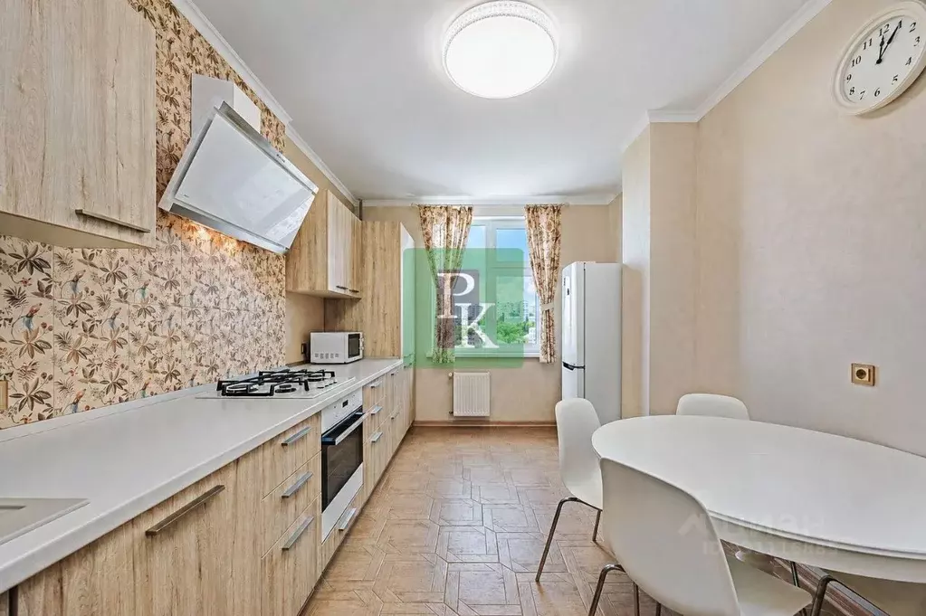 2-к кв. Севастополь ул. Вакуленчука, 29А (72.6 м) - Фото 2