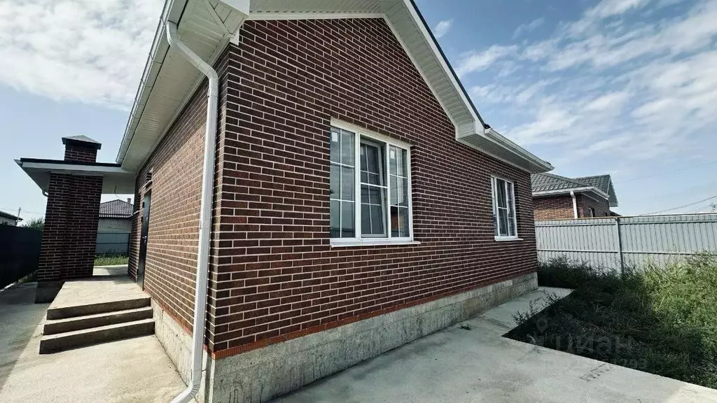 Дом в Краснодарский край, Краснодар Знаменский ДНТ, ул. Степная (90 м) - Фото 1