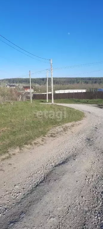 Участок в Свердловская область, Первоуральск муниципальный округ, д. ... - Фото 1