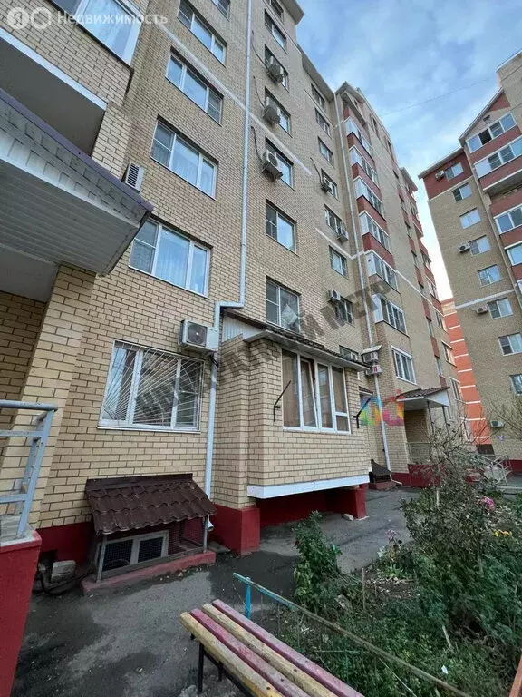 3-комнатная квартира: Элиста, 10-й микрорайон, 15к4 (73.1 м) - Фото 0