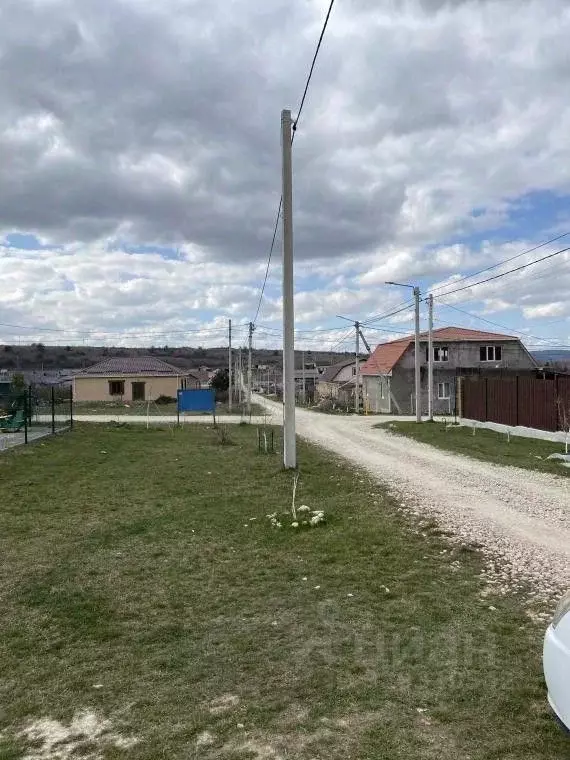 Участок в Крым, Симферопольский район, с. Доброе ул. Совхозная, 17 ... - Фото 2