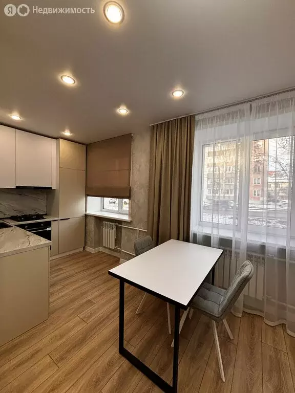 3-комнатная квартира: Киров, Милицейская улица, 64 (58 м) - Фото 1