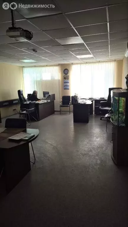 Помещение свободного назначения (1700 м) - Фото 1