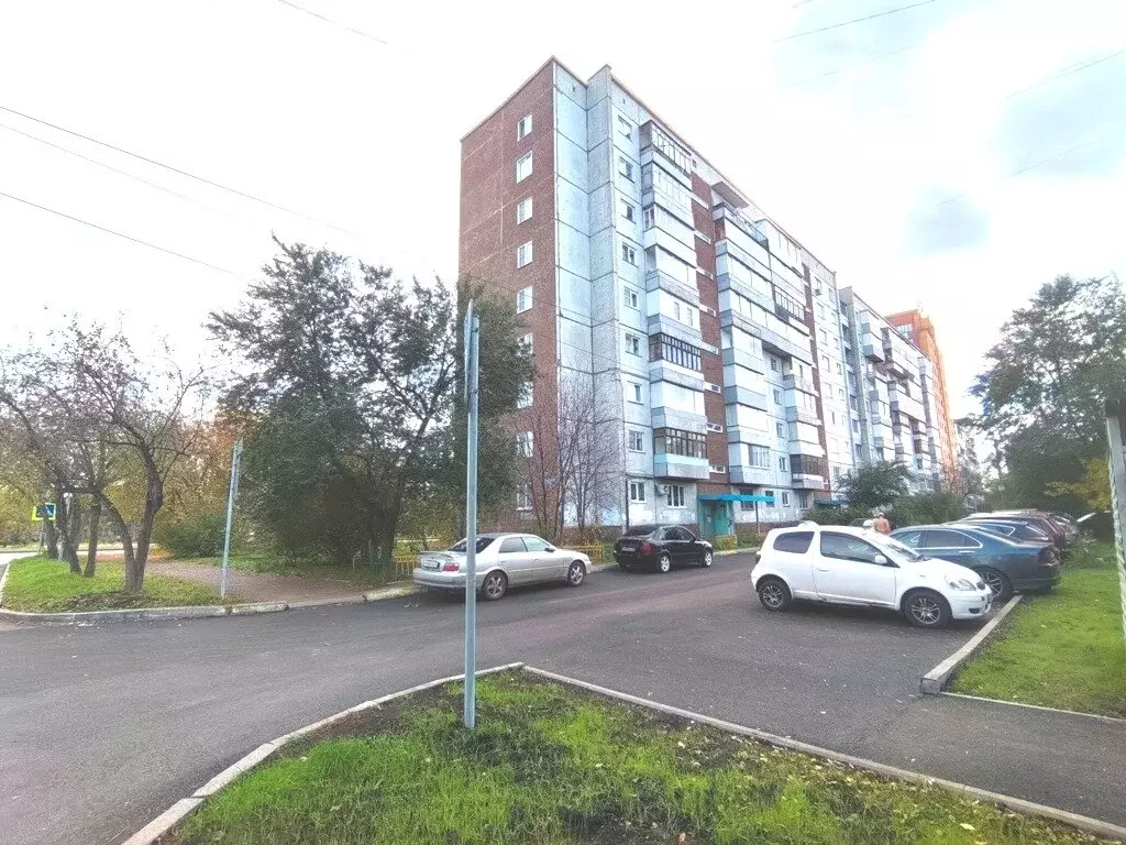 3-комнатная квартира: Красноярск, Ульяновский проспект, 14 (66 м) - Фото 2