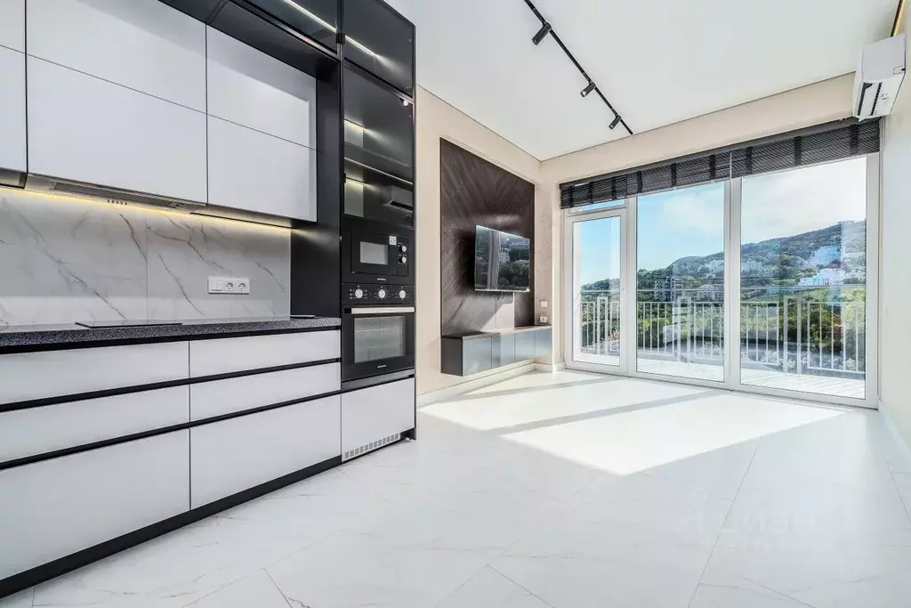 2-к кв. Крым, Ялта муниципальный округ, Ливадия пгт ул. Виноградная, ... - Фото 2