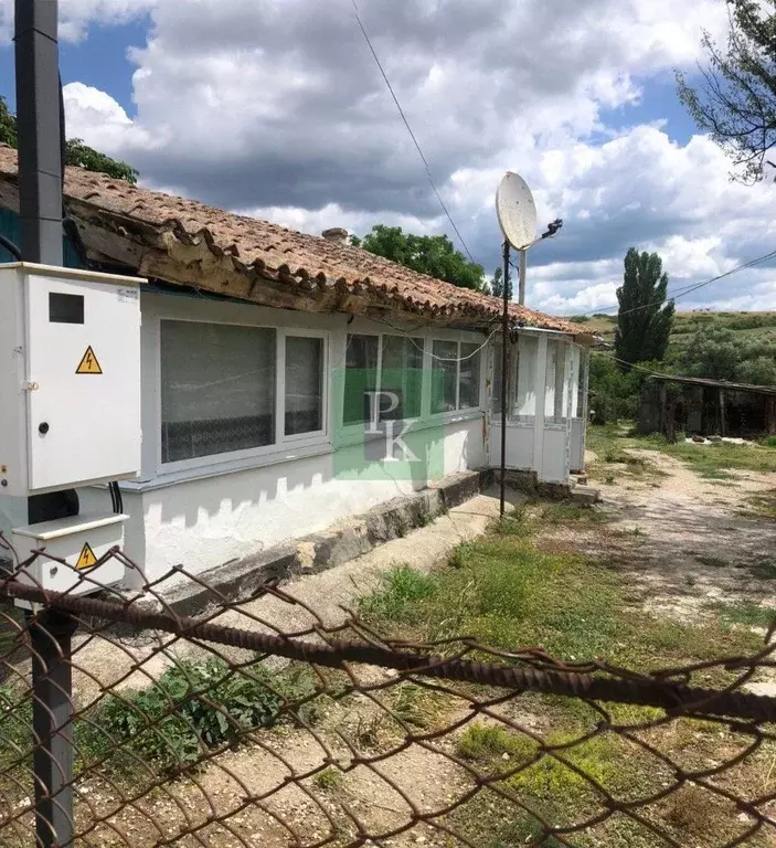 Дом в Крым, Белогорский район, с. Курское ул. Ленина, 37 (82 м) - Фото 2