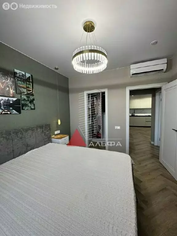 3-комнатная квартира: Евпатория, улица 60 лет ВЛКСМ, 31/3 (66 м) - Фото 2