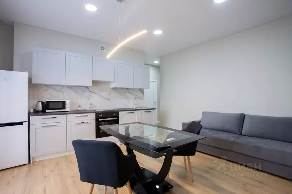 2-к кв. Челябинская область, Челябинск ул. Героя России А.В. Яковлева, ... - Фото 2