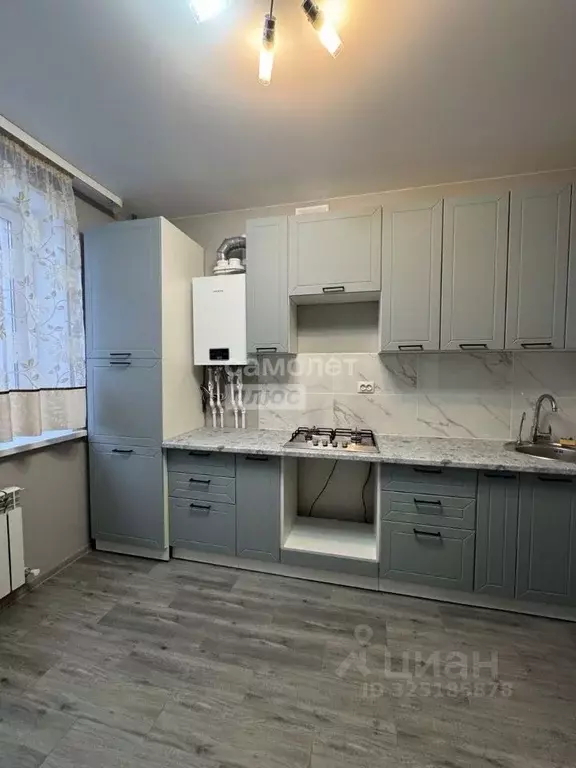 1-к кв. Нижегородская область, Бор пос. Октябрьский, ул. Молодежная, 4 ... - Фото 1