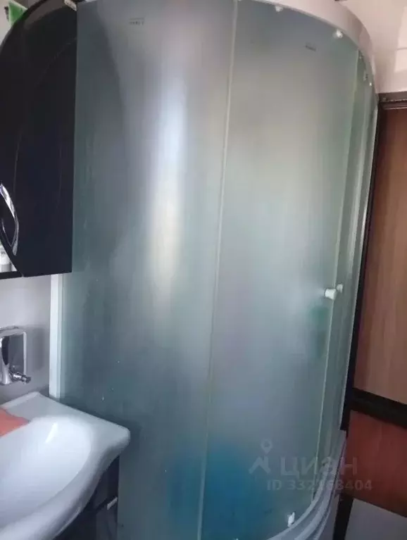 3-к кв. Коми, Сыктывкар городской округ, Краснозатонский пгт пер. ... - Фото 2