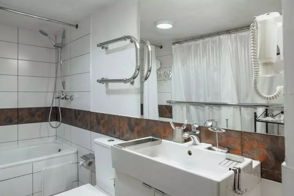 Комната Ярославская область, Ярославль пл. Челюскинцев, 14 (35.0 м) - Фото 2