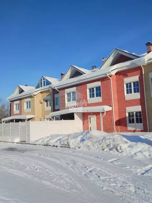 Таунхаус в Тюменская область, Тюмень Выборгская ул., 62 (120 м) - Фото 1