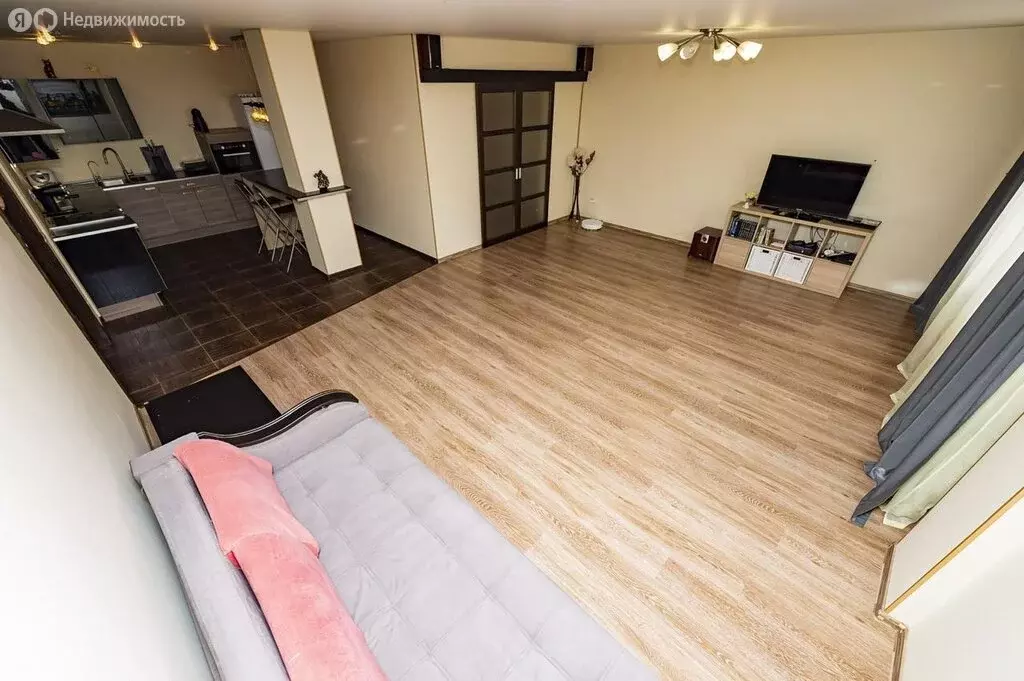 2-комнатная квартира: Екатеринбург, улица Краснолесья, 14к2 (79.5 м) - Фото 1