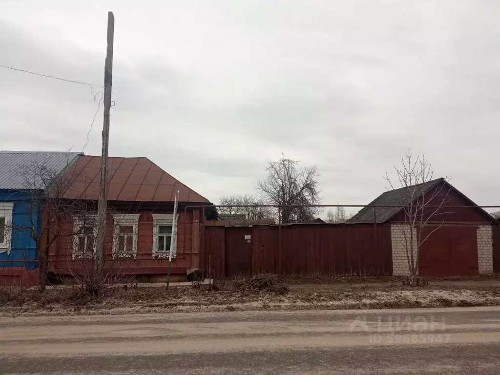 Дом в Рязанская область, Спасск-Рязанский ул. Луначарского, 58 (38 м) - Фото 0