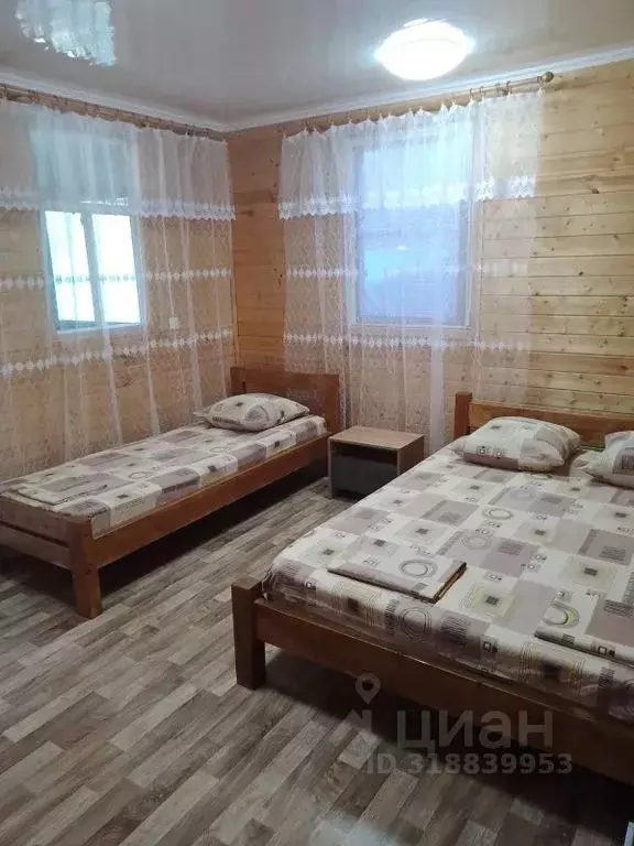 Дом в Краснодарский край, Ейский район, Должанская ст-ца Каменный ... - Фото 0