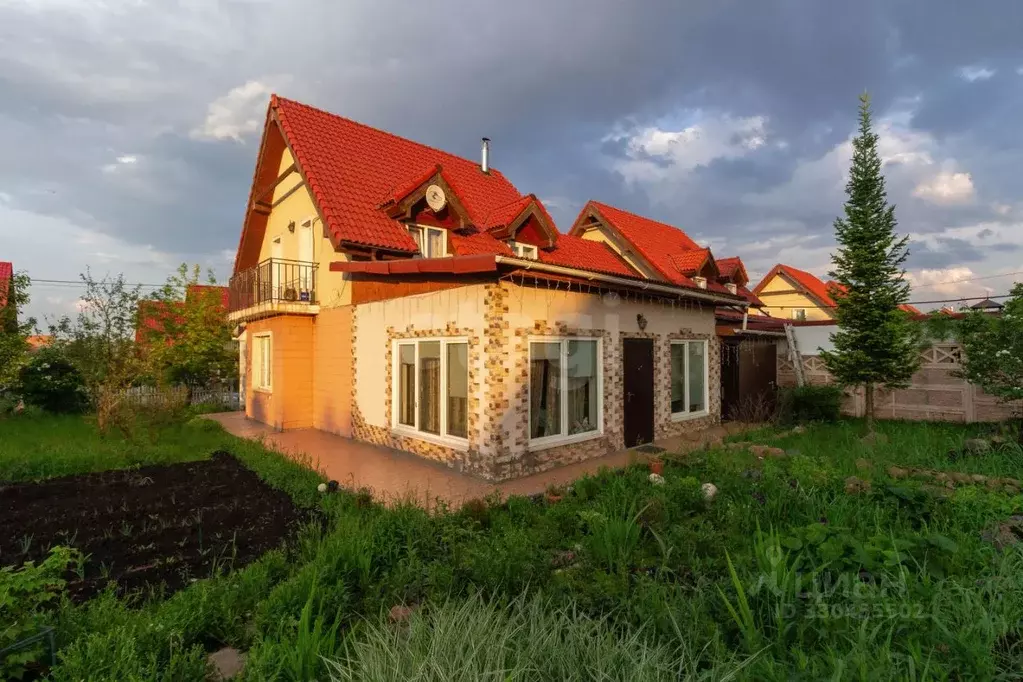 Таунхаус в Красноярский край, Красноярск городской округ, пос. ... - Фото 1
