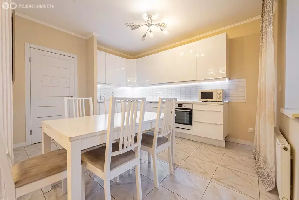 2-комнатная квартира: Екатеринбург, Уральская улица, 75 (76 м) - Фото 2