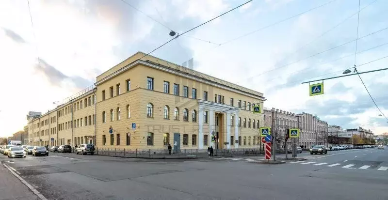 Торговая площадь (800 м) - Фото 1