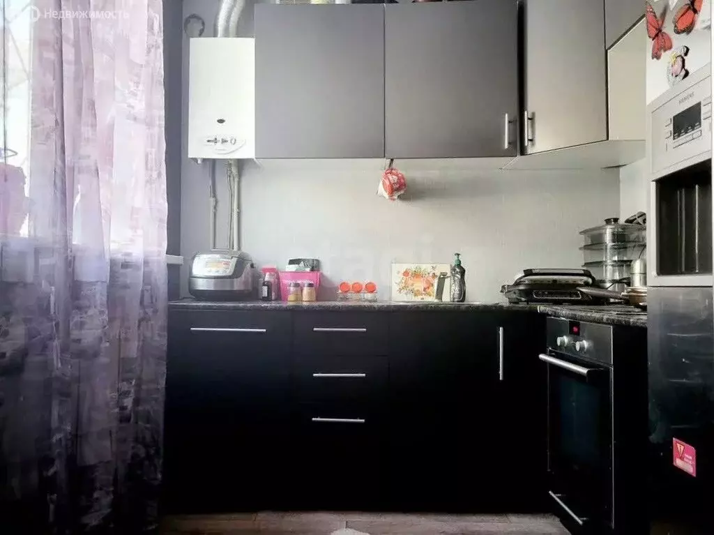 3-комнатная квартира: Нижний Новгород, улица Сурикова, 12А (55.2 м) - Фото 2