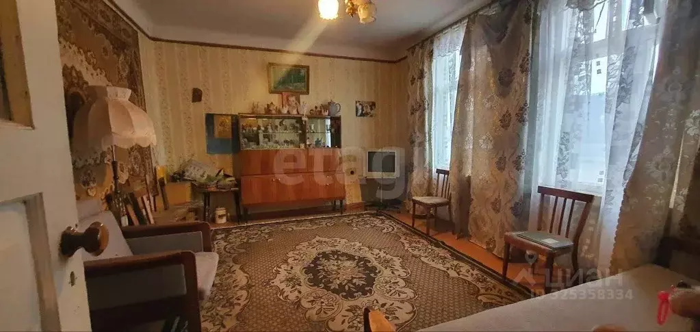 3-к кв. Псковская область, Печоры Юрьевская ул., 16 (51.2 м) - Фото 1