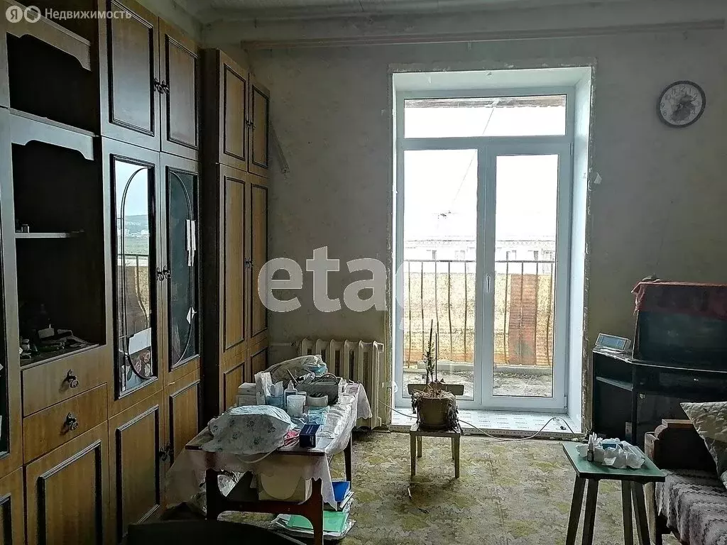 2-комнатная квартира: Златоуст, Таганайская улица, 198 (60.6 м) - Фото 2