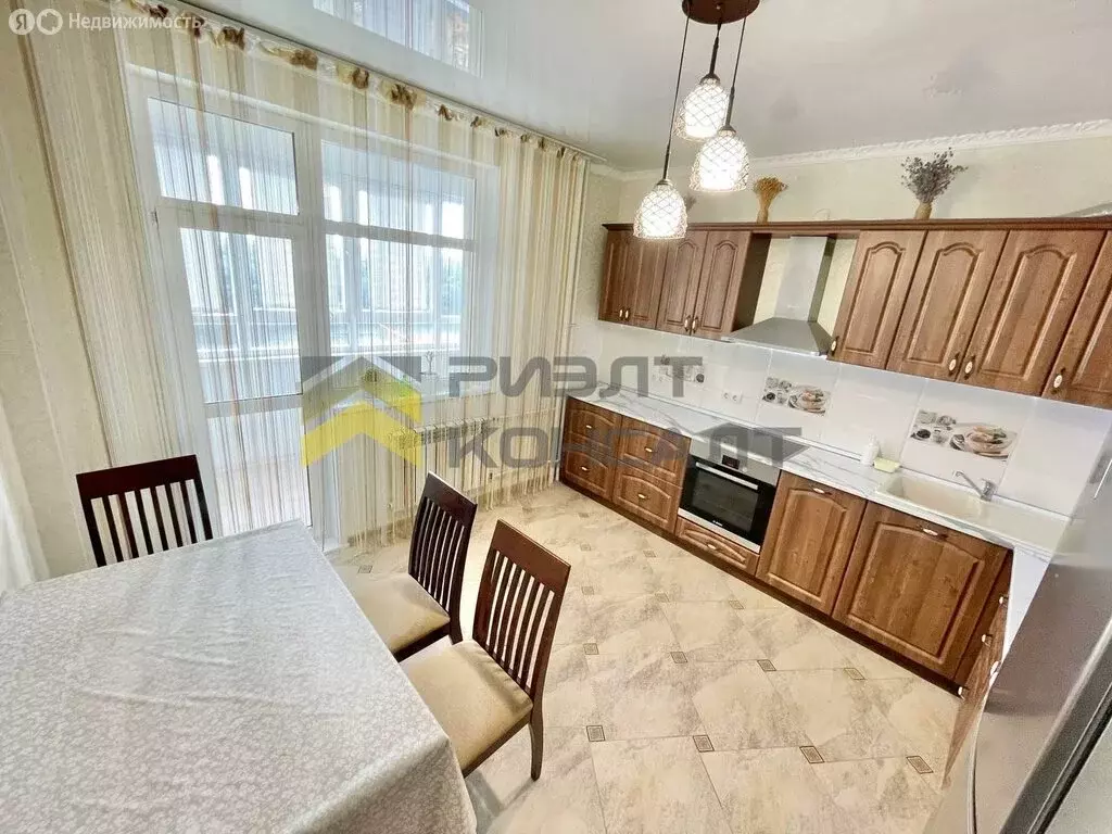 2-комнатная квартира: Омск, улица Красный Путь, 137/2 (62 м) - Фото 1